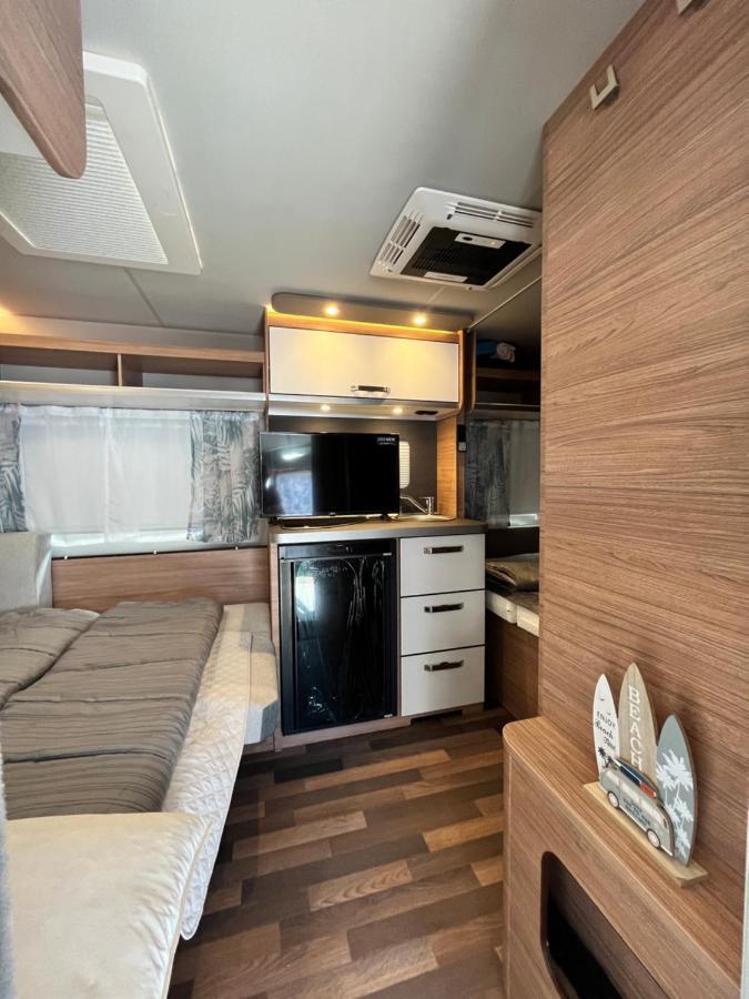 Dalmacia Mobile Homes And Caravans At The Beach Privlaka  Buitenkant foto